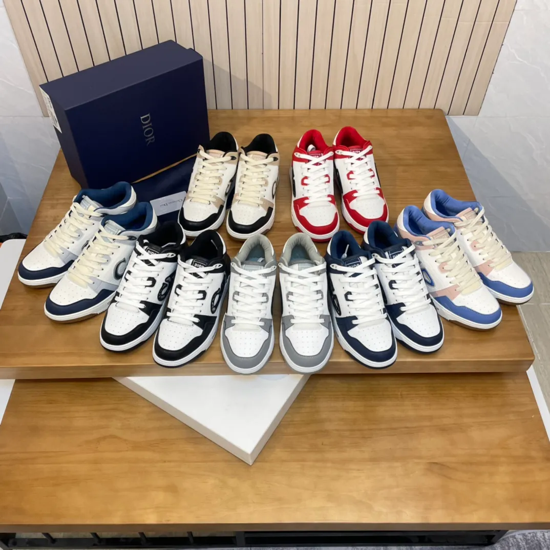 Men's shoes: 💰P440¥ Product trademark: Dior* "Dior*" high-top casual shoes Regular size: 38-44 (can be customized to 45.46) Product materials: Upper imported cowhide stitched with original fabric, breathable lining, original outsole. Number: 1006